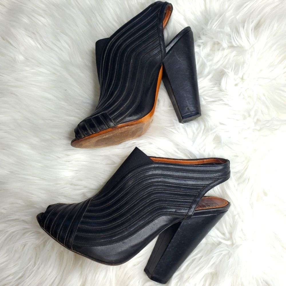 Givenchy High Heel Swirl Leather Peep Toe Shoes 40